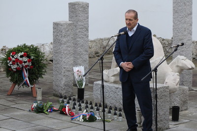 Vzpominkova_akce_Trest_1_2019.JPG