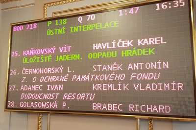 interpelace_MPO_Havlicek_uloziste_HRADEK.jpg
